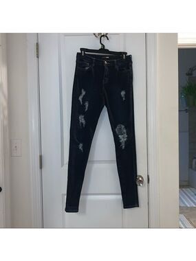 Fashion nova dark ripped stretch skinny jeans size 5